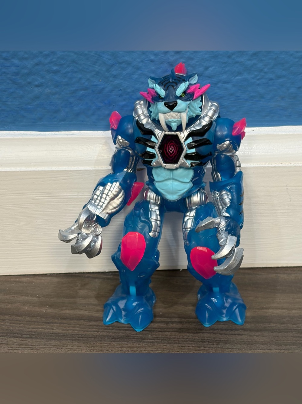 Mr. Beast Lab Swarms Mutator Panther Figure Blue Pink Silver